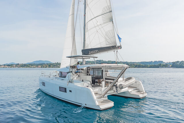 Lagoon 42 - 4 + 2 cab. Equilibrium